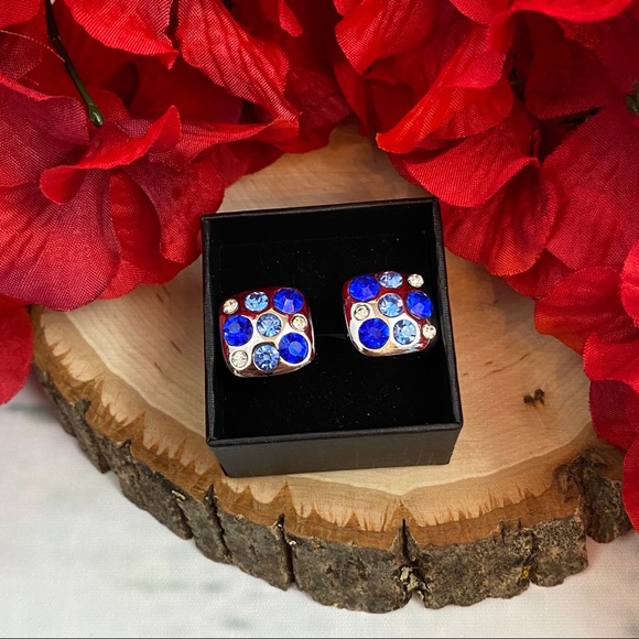 Blue Crystal Square Silver Cufflinks - Picture 11 of 13